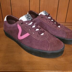 Vans Sport Low Sneakers Burgundy/ Pink shoe size Men’s 7.5 Women's 9